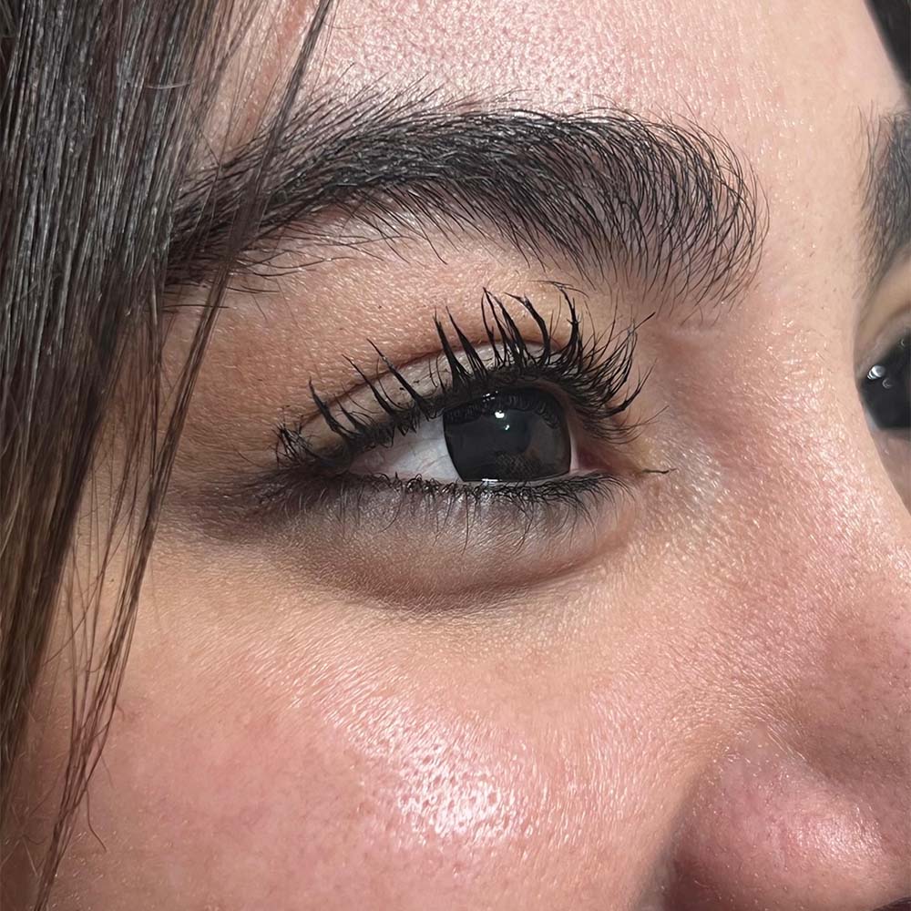 لنز مشکی عروسکی پیچ بلک آماندا