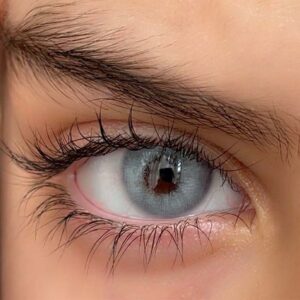 لنز آبی طوسی بدون دور کارولینا آکوا اسکای آماندا روی چشم قهوه ا