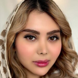 لنز قهوه ای طبیعی نچرال هیزل یونیک